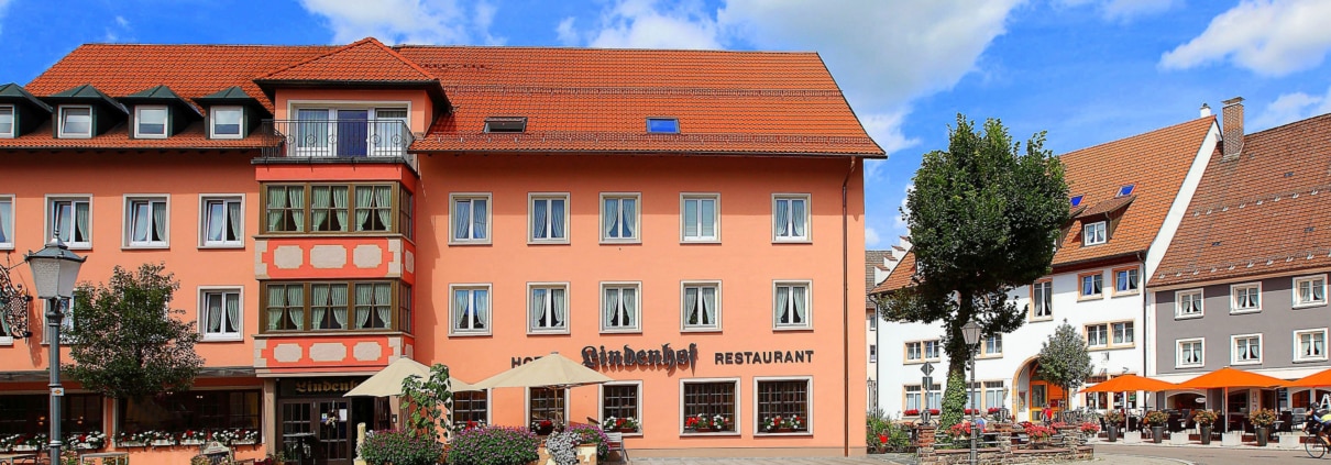 hotel lindenhof im schwarzwald titelbild neu 1210x423 - Aktuelles im Hotel Restaurant Lindenhof